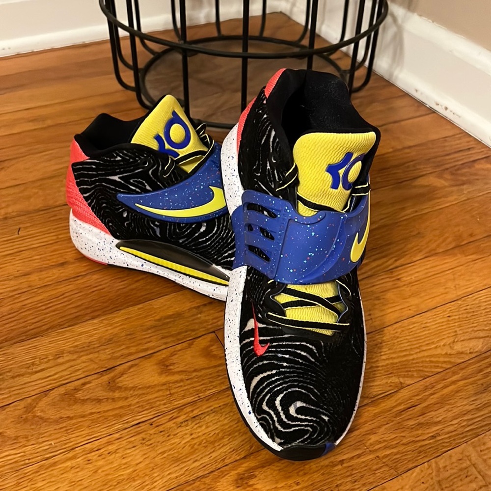 Nike Men’s KD 14 “Pop Art” Size 8 Sneakers- Good Used Condition 🔥